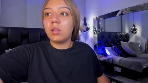 Snapshot of sadiefoster chatting on September 2025 02:10:01 PM Sadie online show from September 2025 02:10:01 PM