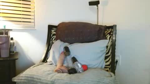 Snapshot of sadiessecretcloset chatting on March 2026 02:04:01 AM Sadiessecret online show from March 2026 02:04:01 AM