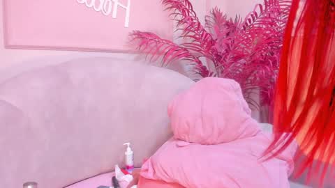 Mara online show from December 2024 07:40:01 AM