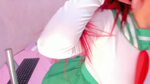 Mara online show from December 2024 05:12:01 AM