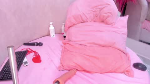 Mara online show from December 2024 08:22:02 AM