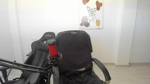 Snapshot of saenz_hotx chatting on January 2026 04:45:02 PM saenz_hotx online show from January 2026 04:45:02 PM