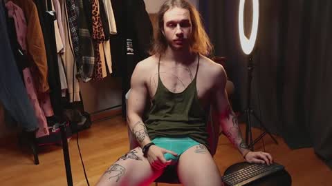 Adam online show from January 2025 05:45:02 AM