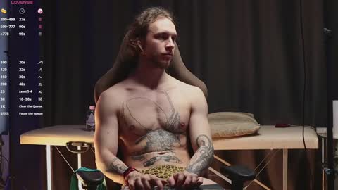 Adam online show from January 2025 11:11:01 AM