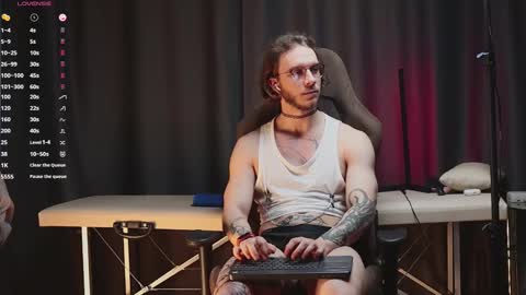 Adam online show from February 2025 09:58:01 AM