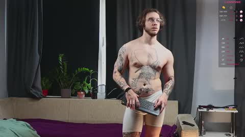 Adam online show from September 2025 07:08:02 AM