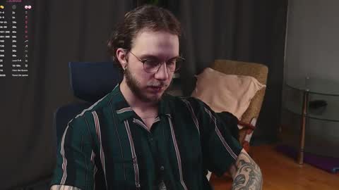 Adam online show from October 2025 03:59:02 AM