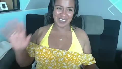 Snapshot of saggil_0385 chatting on April 2026 05:13:01 AM saggil_0385 online show from April 2026 05:13:01 AM