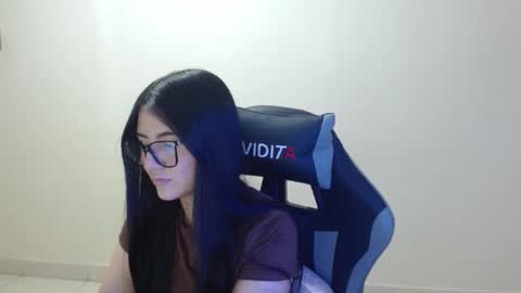 Sahaliefox  online show from December 2025 08:26:02 PM