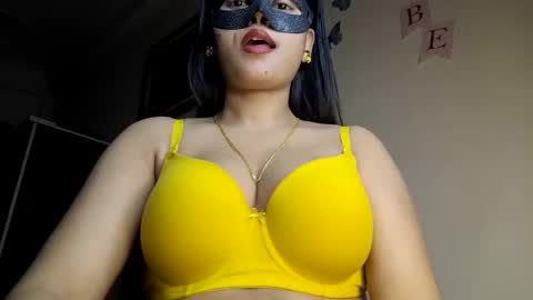 Snapshot of sahani2208 chatting on February 2025 07:53:02 PM Queen Archana online show from February 2025 07:53:02 PM