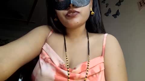 Snapshot of sahani2208 chatting on February 2025 08:07:02 PM Queen Archana online show from February 2025 08:07:02 PM