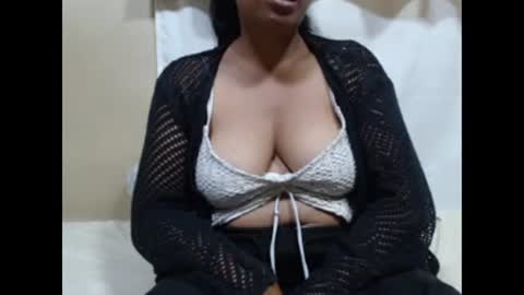 Snapshot of sahobelle chatting on March 2026 04:18:01 AM sahobelle online show from March 2026 04:18:01 AM