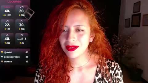 Snapshot of sahra_tayl0r_ chatting on February 2025 08:31:01 PM SARA online show from February 2025 08:31:01 PM