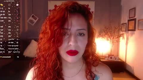 Snapshot of sahra_tayl0r_ chatting on March 2025 02:40:01 PM SARA online show from March 2025 02:40:01 PM