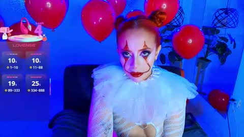 Snapshot of sahra_tayl0r_ chatting on October 2025 01:40:02 PM SARA online show from October 2025 01:40:02 PM