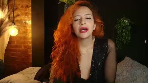 Snapshot of sahra_tayl0r_ chatting on November 2025 02:49:02 PM SARA online show from November 2025 02:49:02 PM