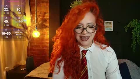 Snapshot of sahra_tayl0r_ chatting on March 2026 03:18:01 PM SARA online show from March 2026 03:18:01 PM