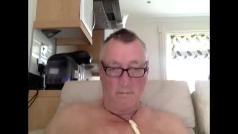 sail_naked online show from October 2025 03:46:02 PM