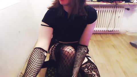 Snapshot of sailorbloom chatting on February 2026 09:24:02 AM Angel Dust online show from February 2026 09:24:02 AM