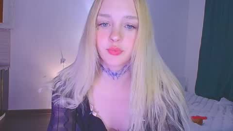 Snapshot of sailormoon666_ chatting on April 2026 01:42:02 AM Sofia online show from April 2026 01:42:02 AM