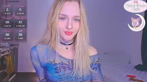 Snapshot of sailormoon666_ chatting on April 2026 09:28:02 PM Sofia online show from April 2026 09:28:02 PM