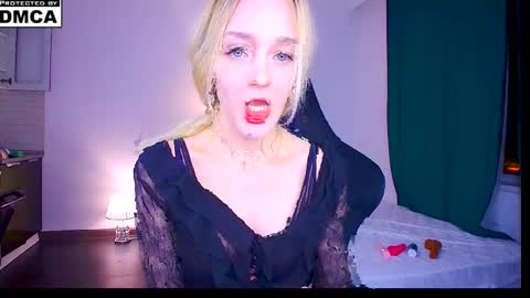 Snapshot of sailormoon666_ chatting on May 2026 10:15:02 PM Sofia online show from May 2026 10:15:02 PM