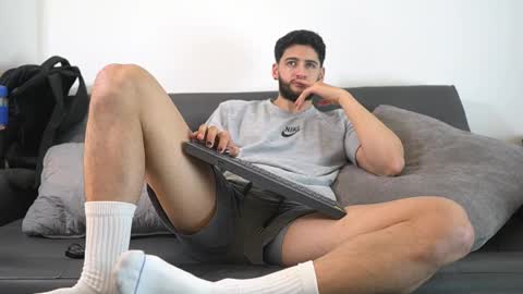 saimon  online show from February 2026 02:00:02 PM