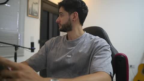 Snapshot of saimonhot1 chatting on March 2026 10:43:02 PM saimon online show from March 2026 10:43:02 PM