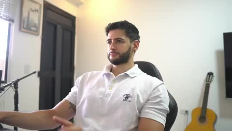 Snapshot of saimonhot1 chatting on April 2026 04:01:01 PM saimon online show from April 2026 04:01:01 PM