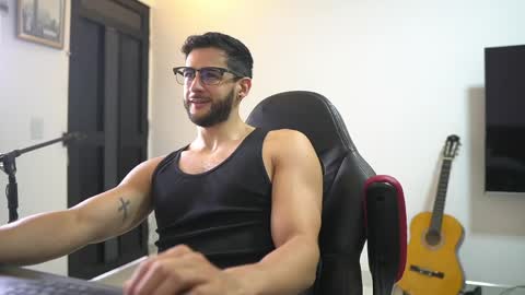 Snapshot of saimonhot1 chatting on April 2026 04:44:02 PM saimon online show from April 2026 04:44:02 PM