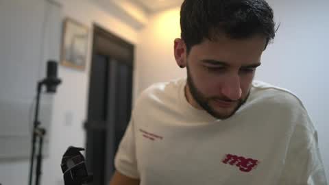 Snapshot of saimonhot1 chatting on April 2026 10:56:02 PM saimon online show from April 2026 10:56:02 PM