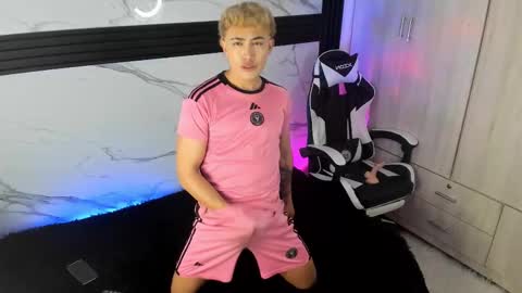 Juan online show from October 2025 12:28:01 PM