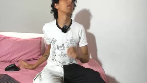 saint_dark online show from December 2025 01:16:02 PM