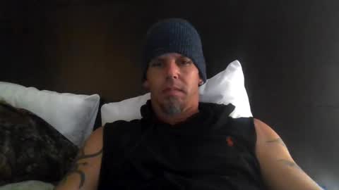 saintchriss online show from November 2025 06:47:02 AM