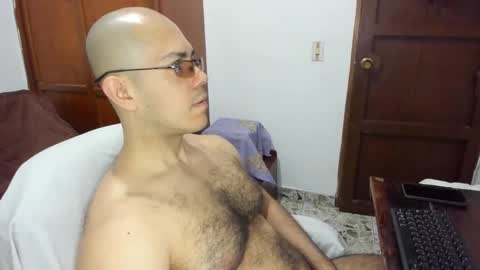 saintedy01 online show from September 2025 12:05:01 PM