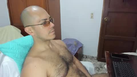 saintedy01 online show from December 2025 04:14:01 PM