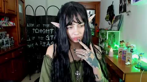    online show from December 2025 10:31:02 AM