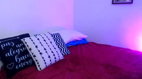 Sarah online show from December 2024 03:43:01 AM