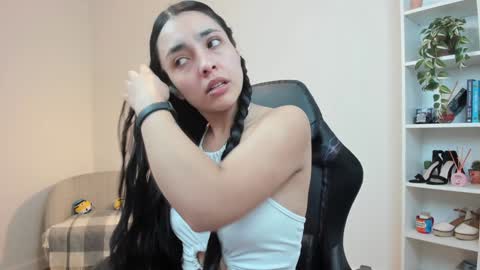Snapshot of sakura_harper chatting on January 2025 05:59:02 AM Sakura Harper online show from January 2025 05:59:02 AM