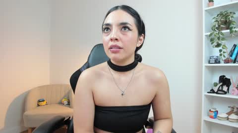 Snapshot of sakura_harper chatting on February 2025 08:11:01 AM Sakura Harper online show from February 2025 08:11:01 AM