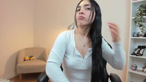 Snapshot of sakura_harper chatting on February 2025 06:00:01 AM Sakura Harper online show from February 2025 06:00:01 AM