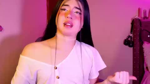 Snapshot of sakuraa_9 chatting on September 2025 03:56:02 PM saku online show from September 2025 03:56:02 PM