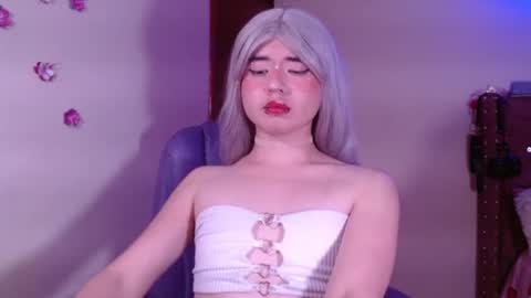 Snapshot of sakuraa_9 chatting on October 2025 03:20:02 PM saku online show from October 2025 03:20:02 PM