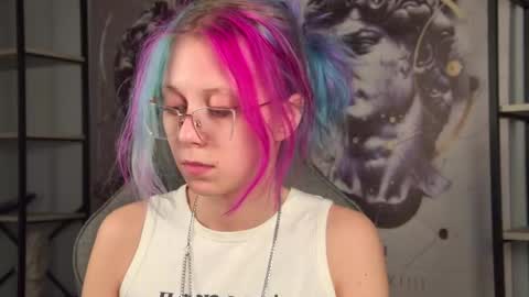 sakurabliss online show from November 2025 04:00:02 PM