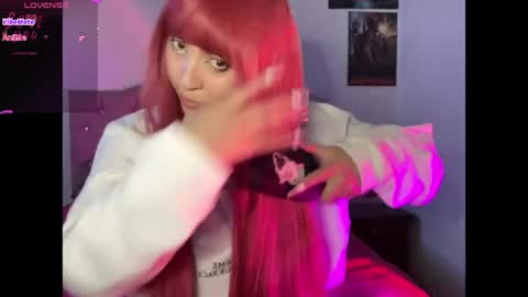 Luna  online show from April 2026 01:17:01 AM