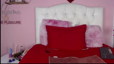 salamandra_franco online show from April 2026 08:20:01 PM