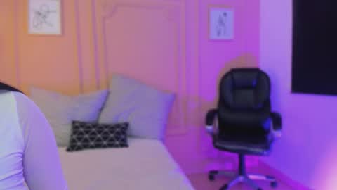 Salem online show from February 2026 11:30:01 AM