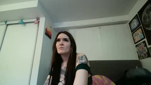 salemsslut online show from February 2025 06:20:01 PM