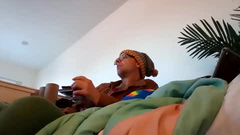 salis1981 online show from January 2025 12:46:02 AM