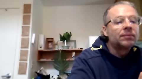 salis1981 online show from October 2025 04:19:01 PM